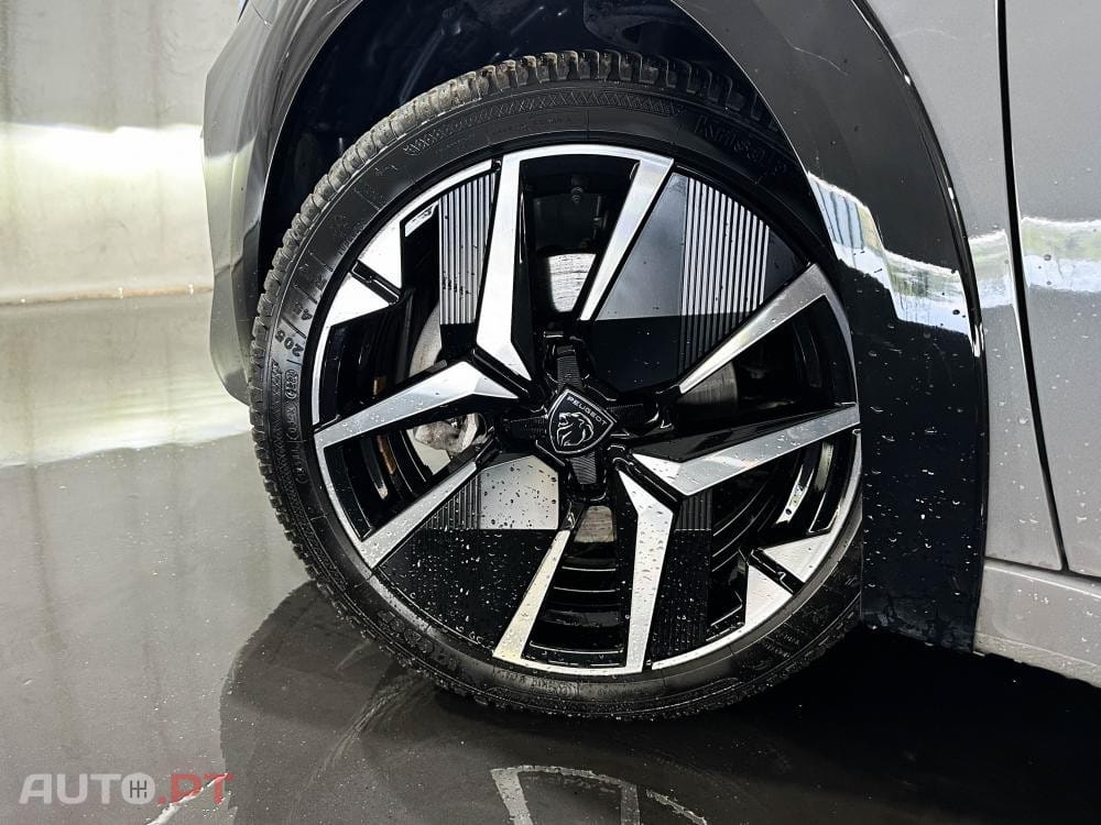 Peugeot E-208 51 kWh GT
