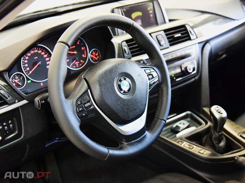 BMW 318 d Line Luxury