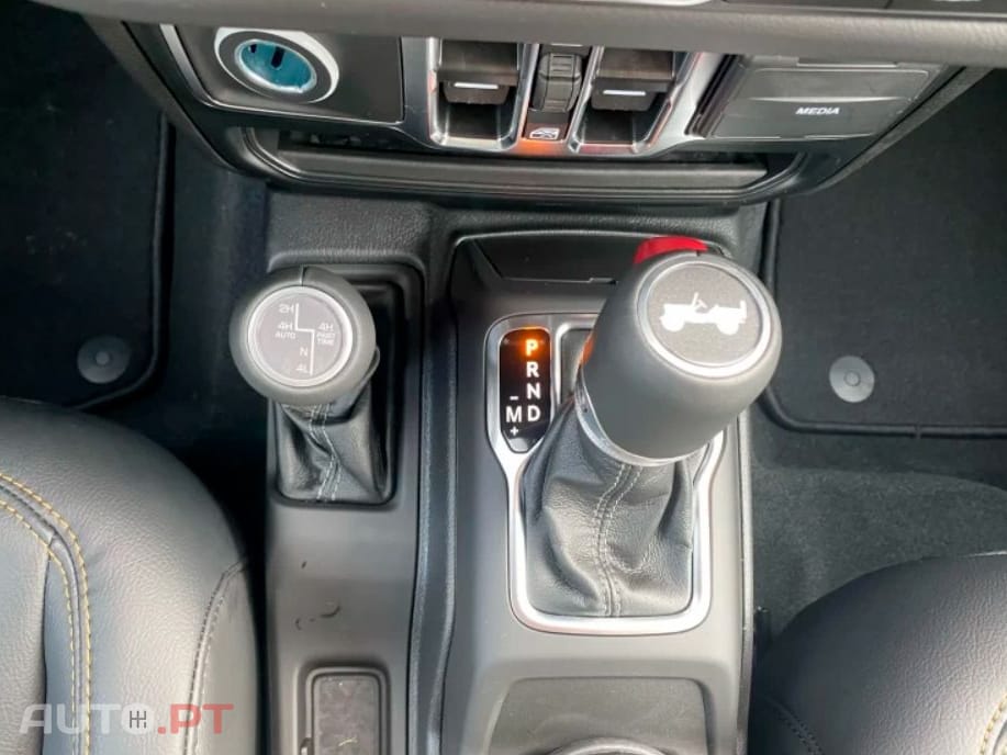 Jeep Wrangler 2.0 TG 380 Sahara 4xe 5P AT6 I.V.A DEDUTÍVEL  