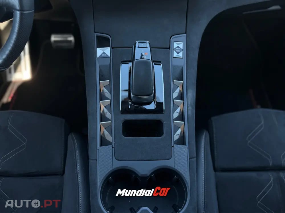DS DS7 Crossback E-Tense Performance Line + EAT8