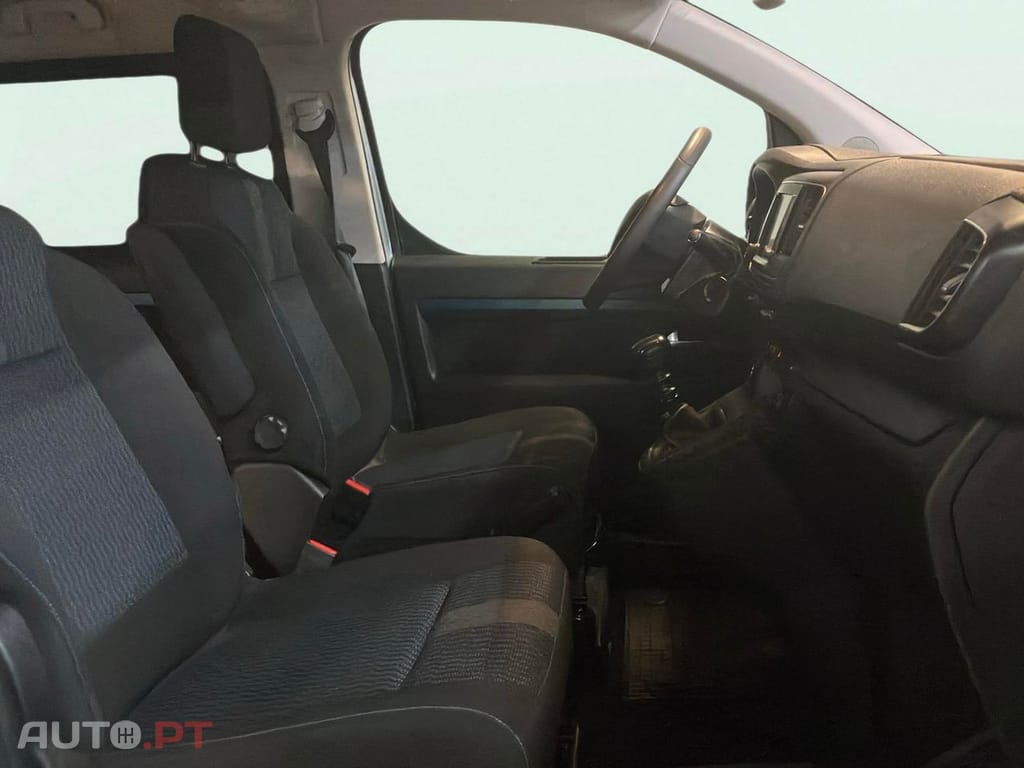 Peugeot Traveller 2.0 BlueHDi L2H1 Standard