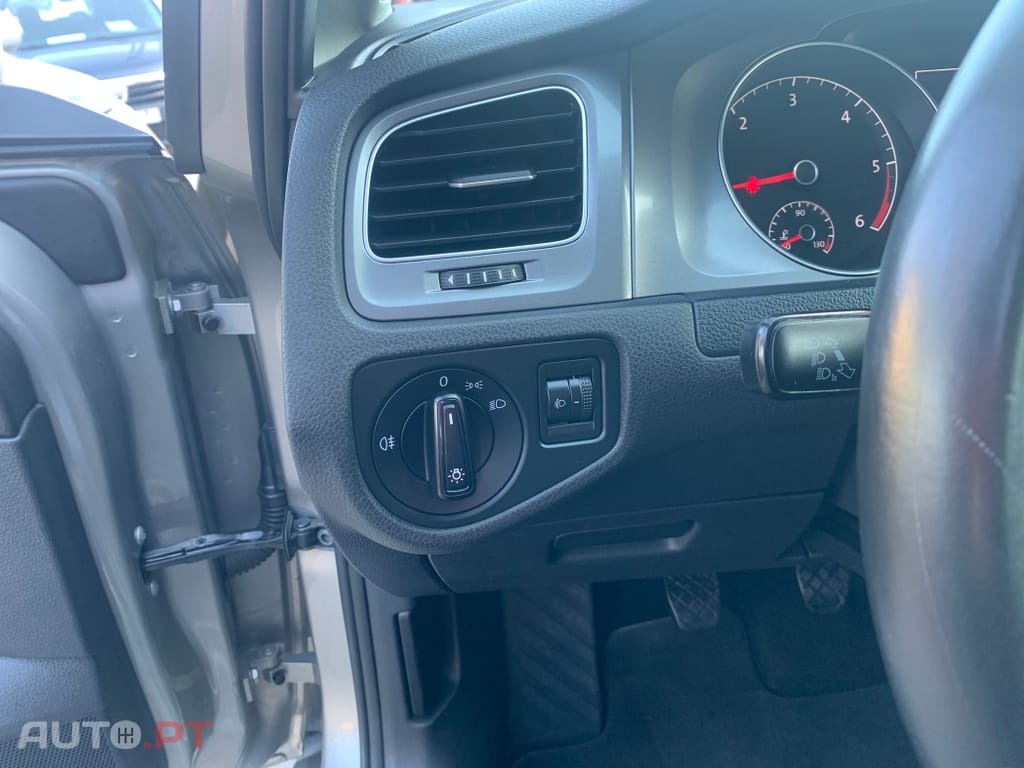 Volkswagen Golf 1.6 TDi BlueMotion Trendline