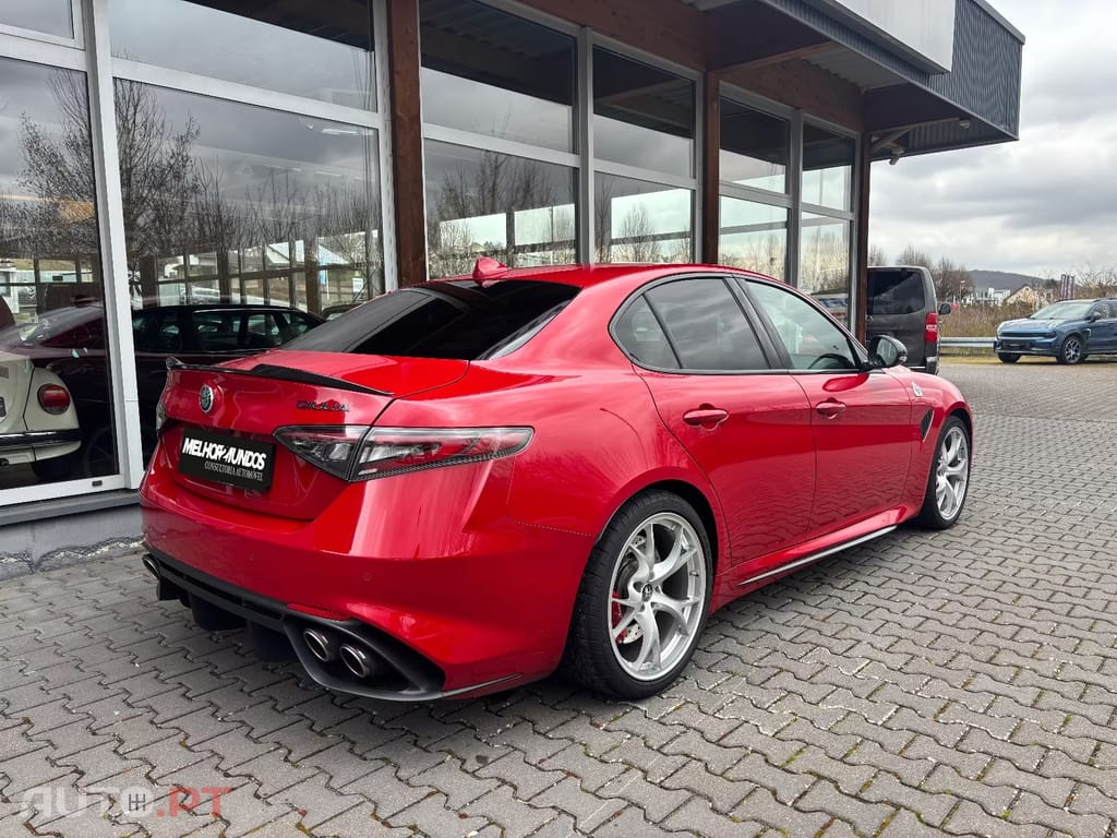 Alfa Romeo Giulia 2.9 Bi-Turbo Quadrifoglio AT8