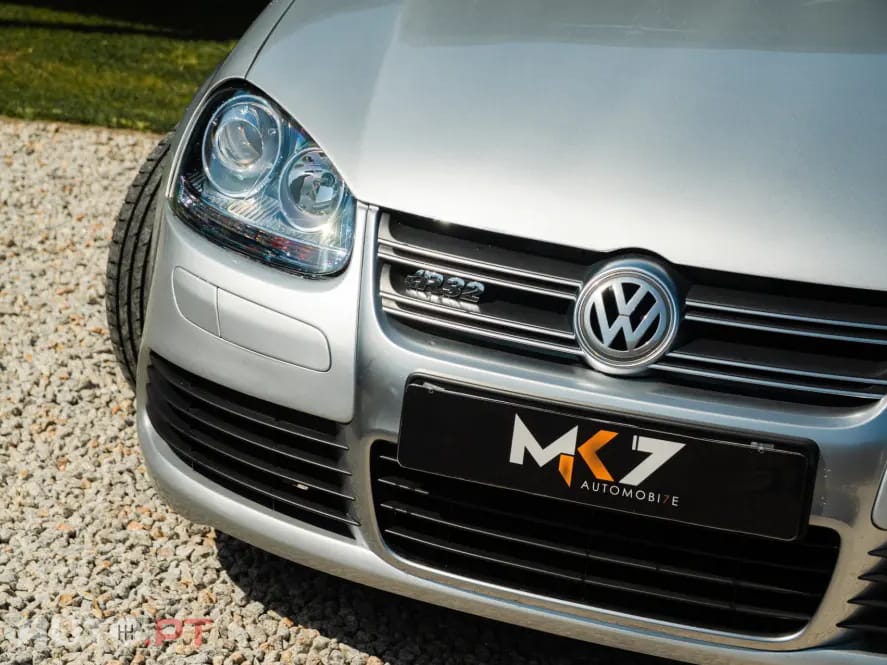 Volkswagen Golf 3.2 R32 4Motion DSG