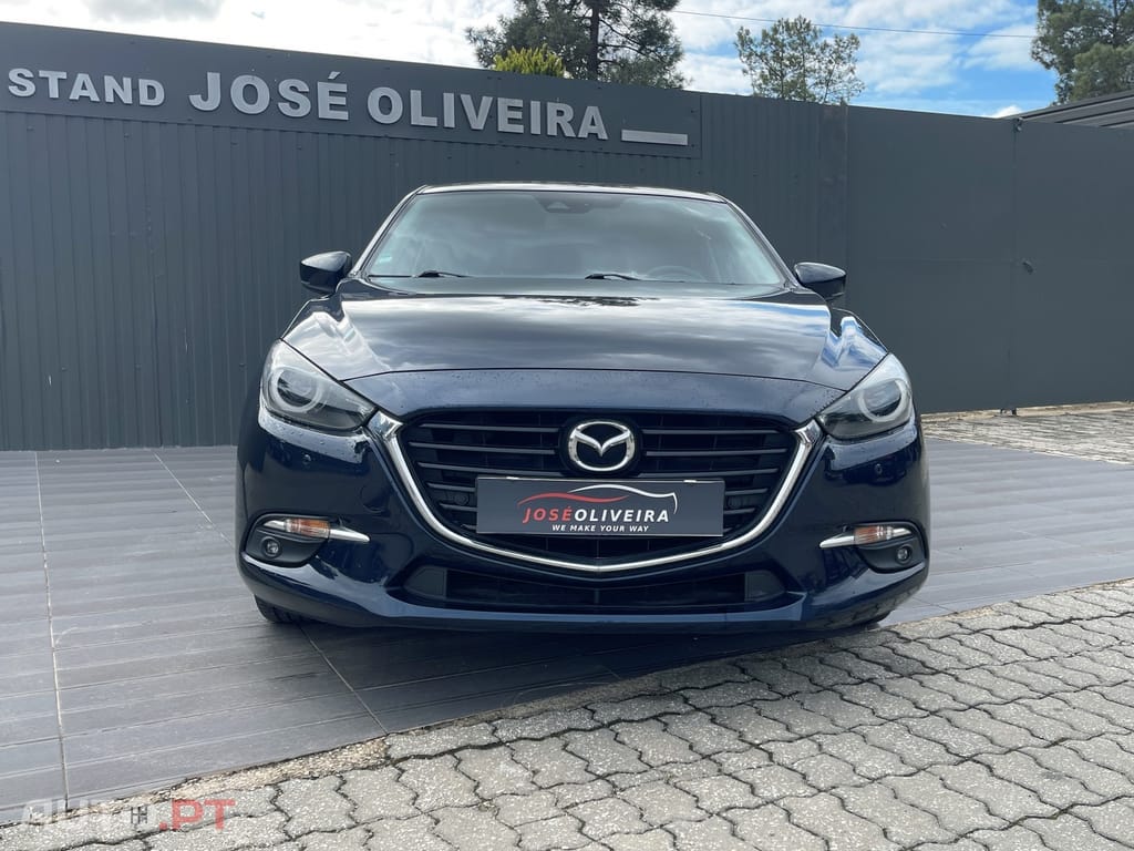 Mazda 3 1.5 Sky-D Excellence Navi