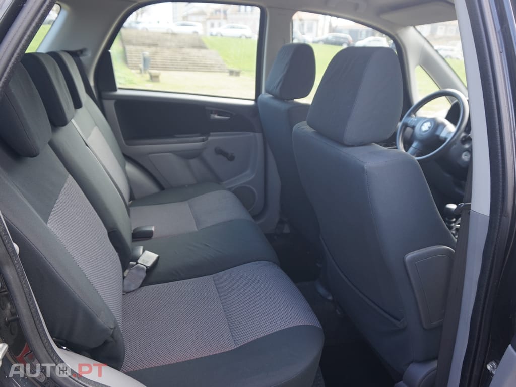 Suzuki SX4 1.6 DDIS Outdoor Line