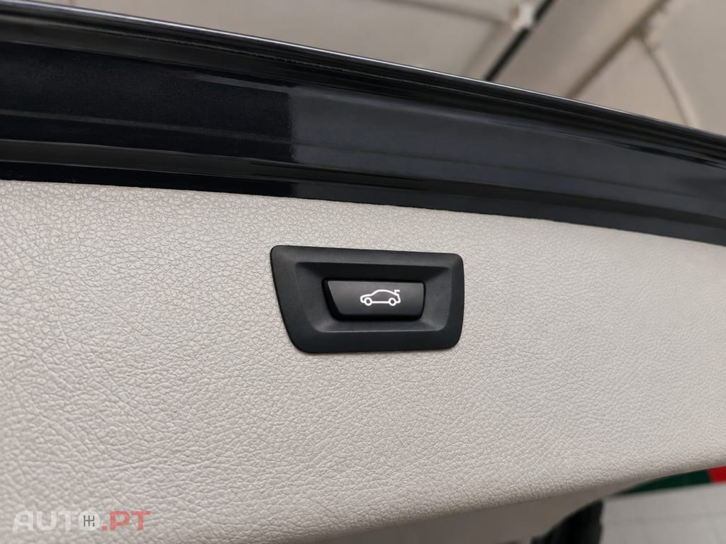 BMW 318 d Line Sport Auto