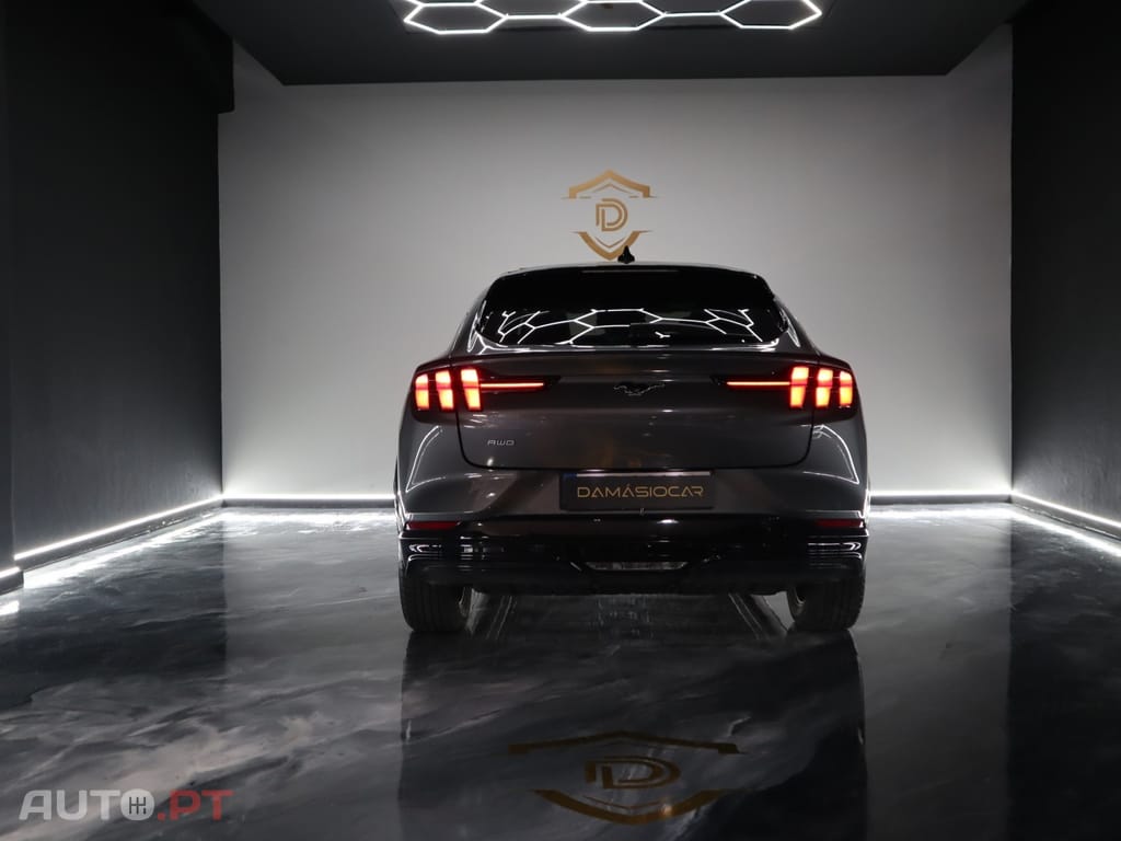 Ford Mustang Mach-E 87 kWh Premium AWD