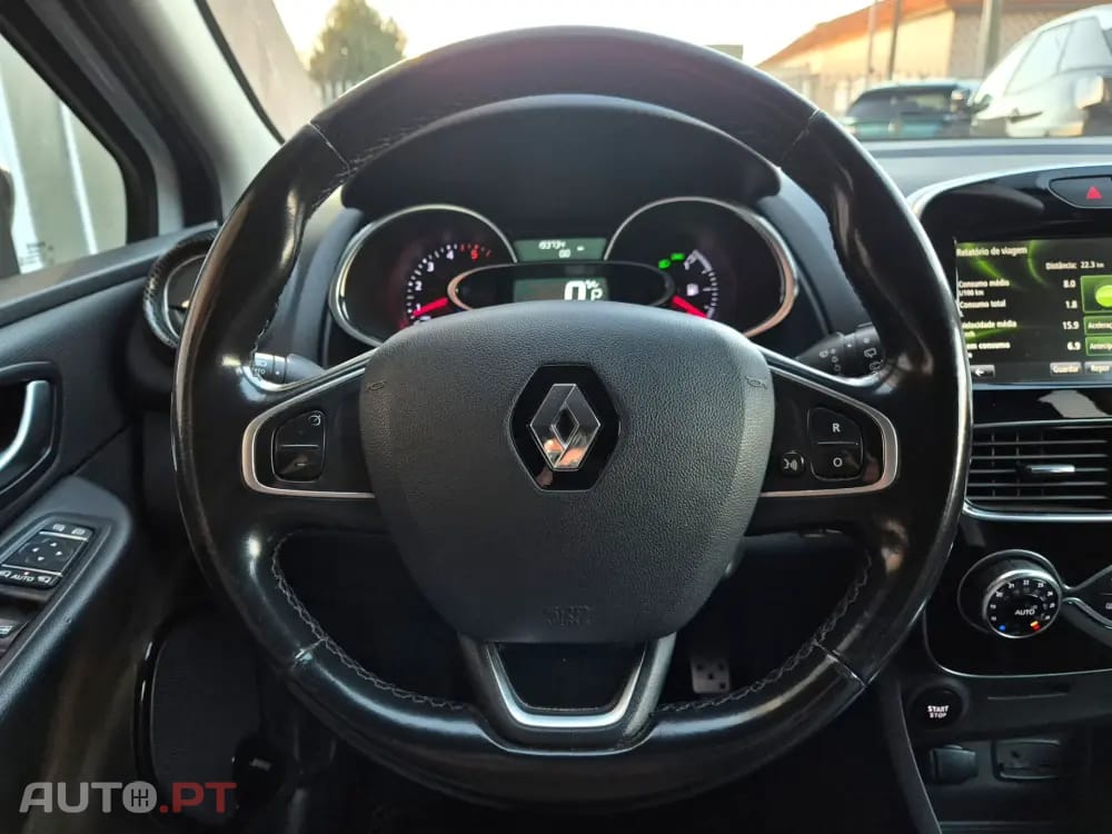 Renault Clio Sport Tourer (Energy) dCi 90 EDC Bose Edition