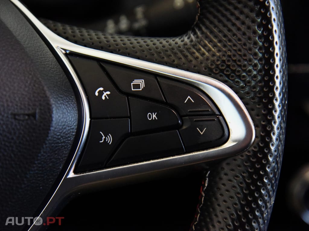 Renault Clio 1.0 TCe RS Line