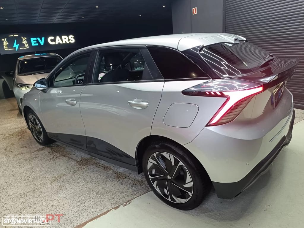 MG MG4 4 Luxury 64 kWh