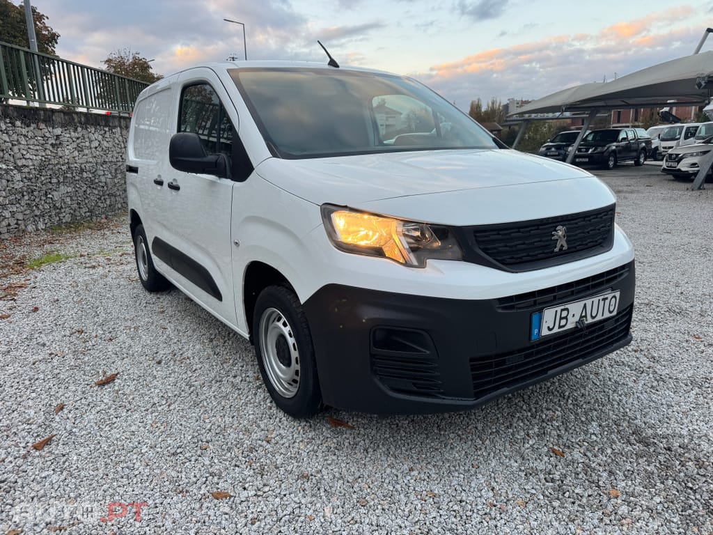 Peugeot Partner 1.6 BlueHDi L1 Premium 3L