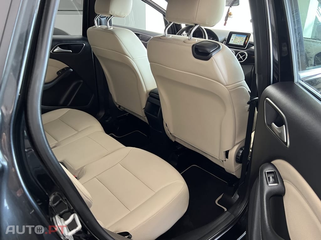 Mercedes-Benz B 180 (CDI) d Style