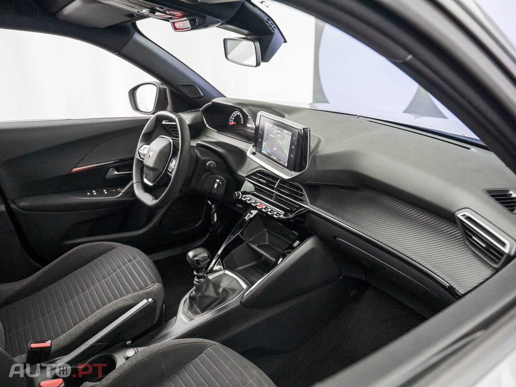 Peugeot 2008 1.2 PureTech Active Pack