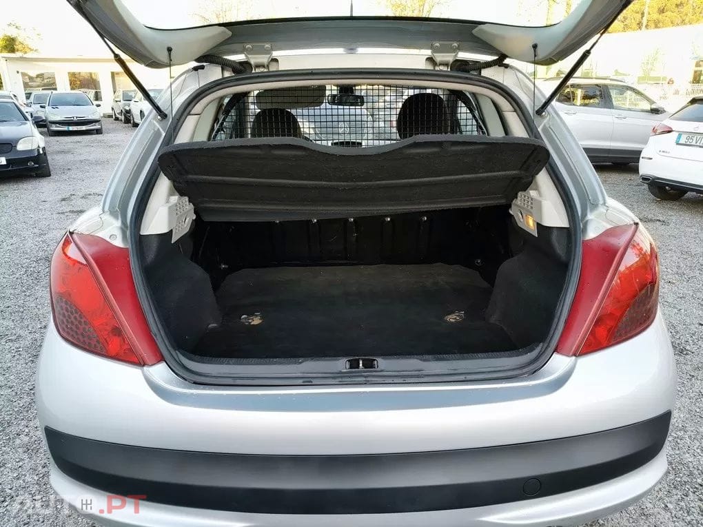 Peugeot 207  1.6 HDI SPORT VAN