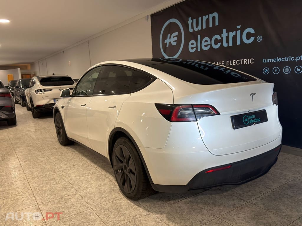 Tesla Model Y Tração Traseira