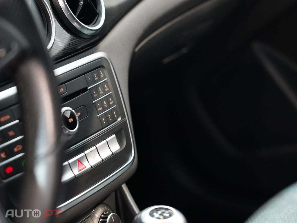 Mercedes-Benz CLA 180 d Style