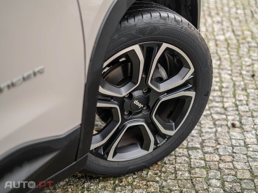 Jeep Avenger 1.2 GSE T3 Altitude