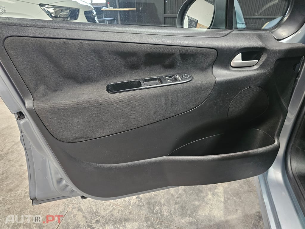 Peugeot 207 1.6HDI
