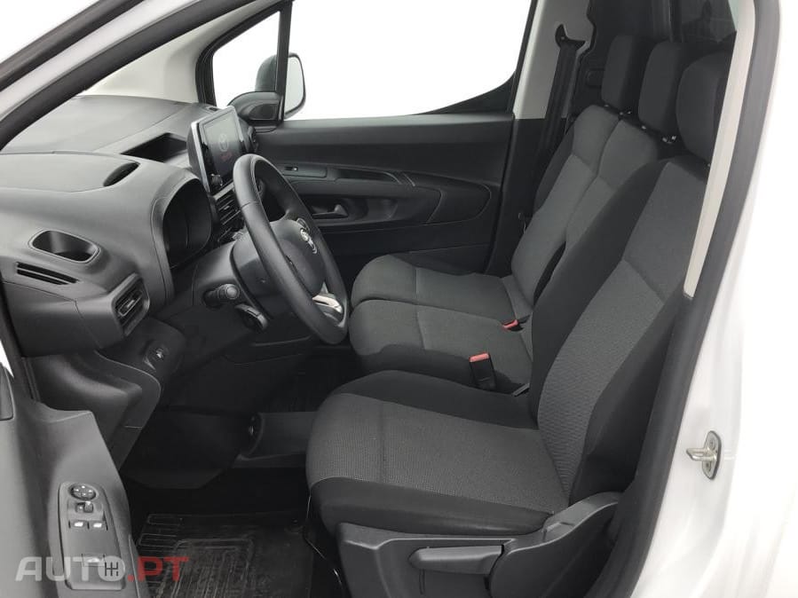 Toyota Proace City 1.5 D-4D Business