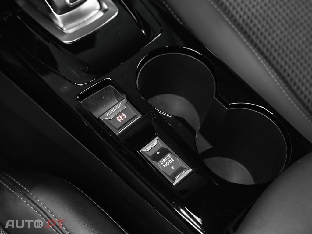 Peugeot 208 1.2 PureTech GT EAT8