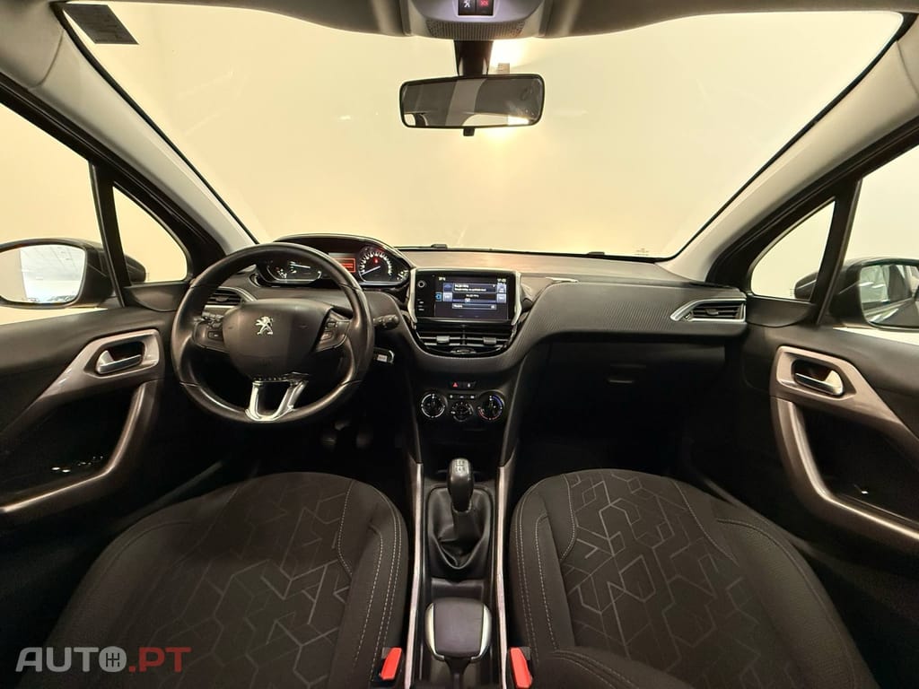 Peugeot 2008 1.6 BlueHDi Style