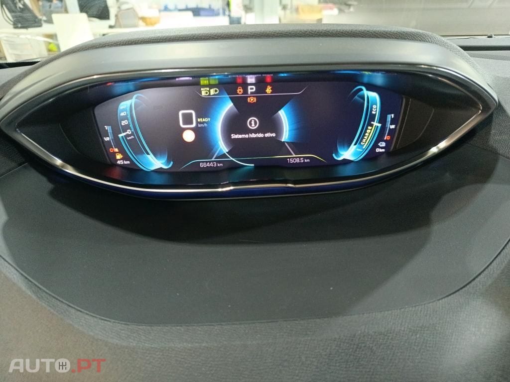 Peugeot 3008 1.6 Hybrid Allure Pack e-EAT8