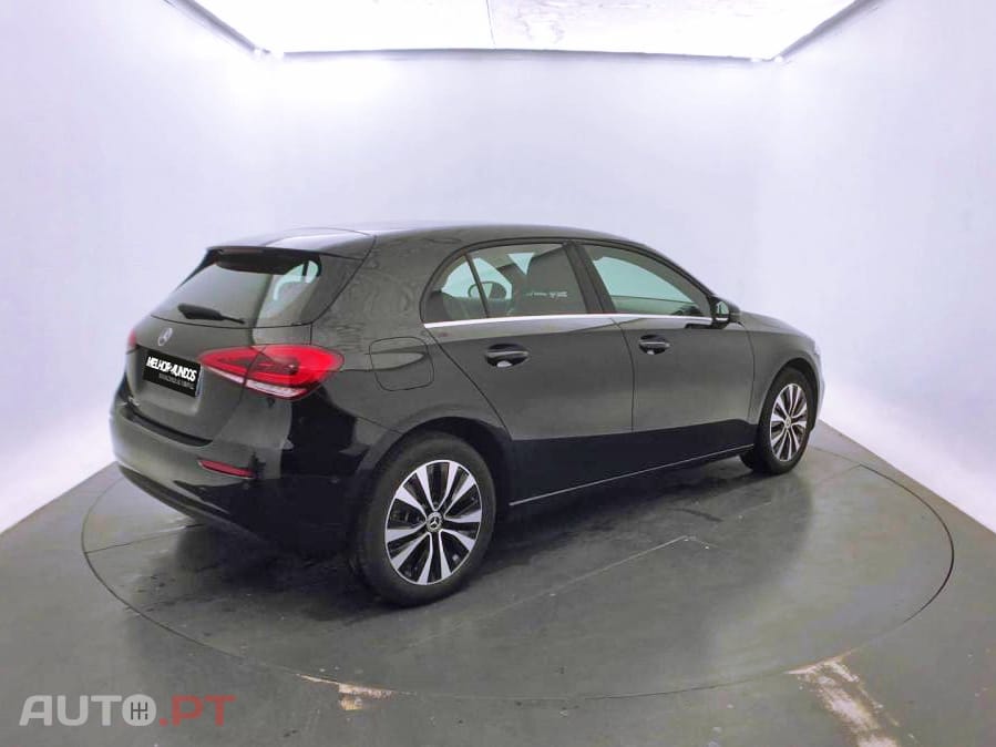 Mercedes-Benz A 250 e 8G-DCT Style Line