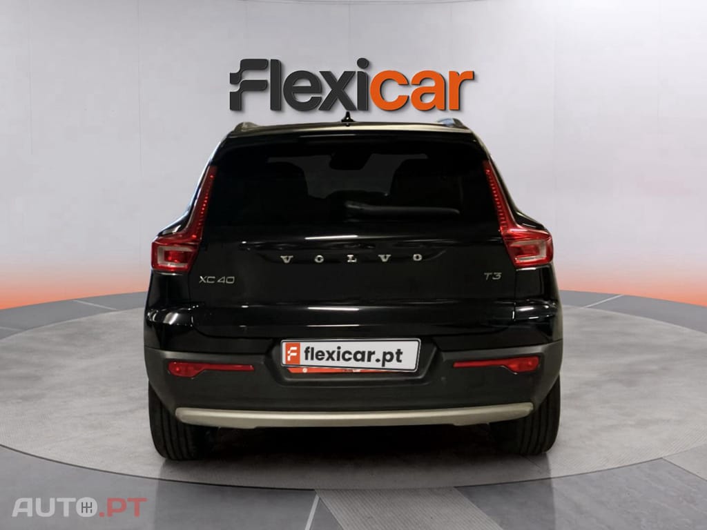 Volvo XC40 1.5 T3 Momentum Plus