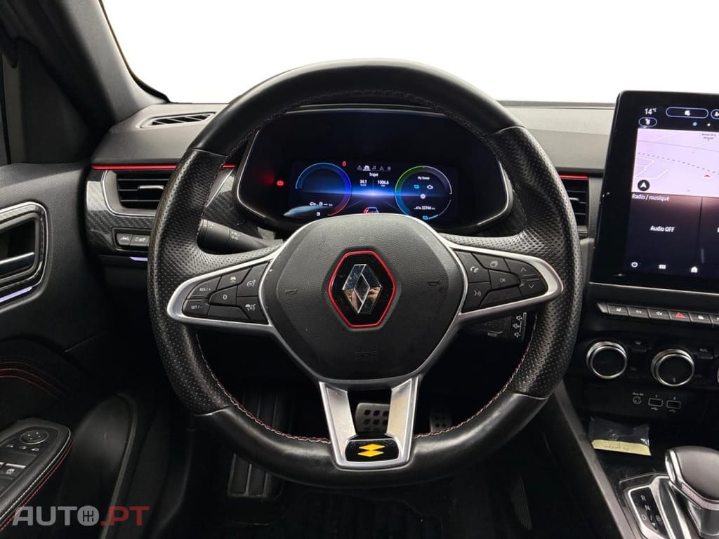 Renault Arkana E-Tech RS Line Fast Track