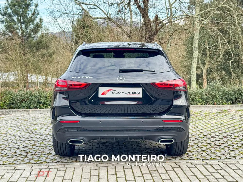 Mercedes-Benz GLA 250 e AMG Line