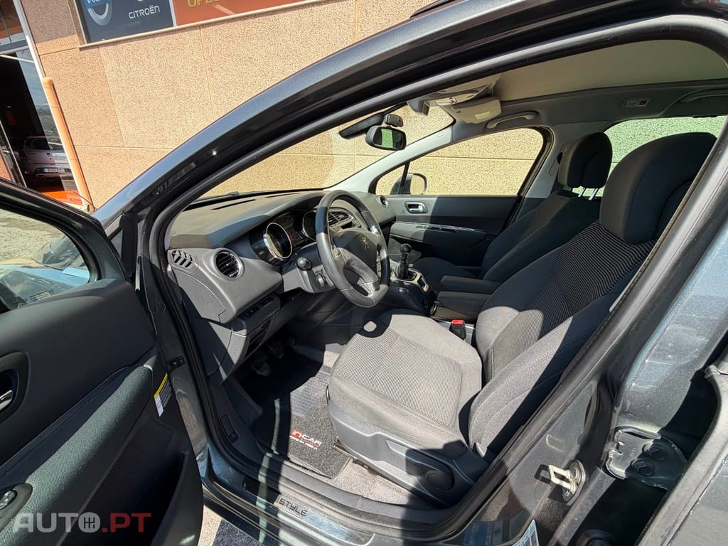 Peugeot 5008 1.6 BlueHDi Active