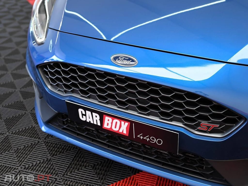Ford Fiesta 1.5 EcoBoost S&S ST X