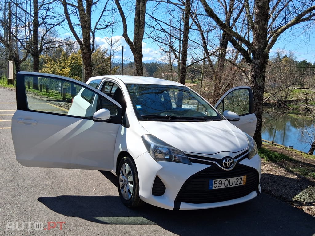 Toyota Yaris XP13N