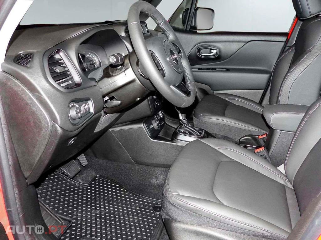 Jeep Renegade S 4Xe Plug-In Hybrid I.V.A DEDUTÍVEL  