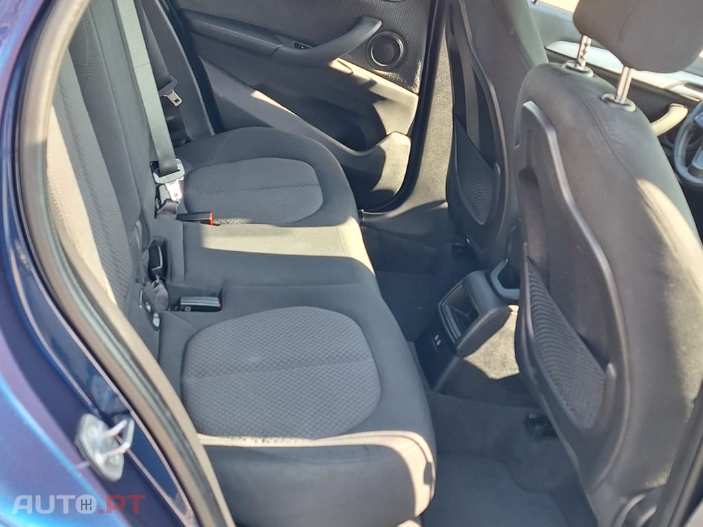 BMW X1 16d sDrive (2019) 15.999Eur Oficial