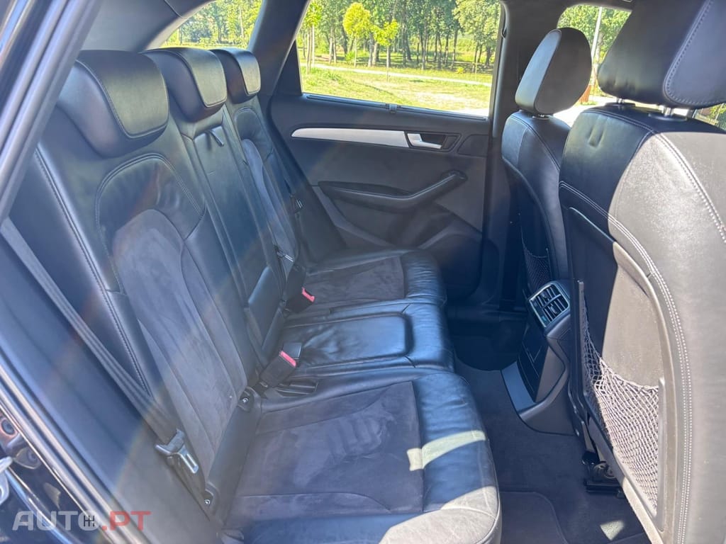 Audi Q5 2.0 TDI S-line S-tronic — fotografia 14