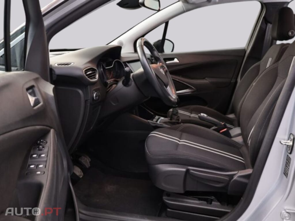 Opel Crossland 1.2 T Design & Tech