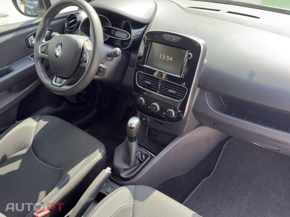 Renault Clio ENERGY TCe 90 Start & Stop Experience