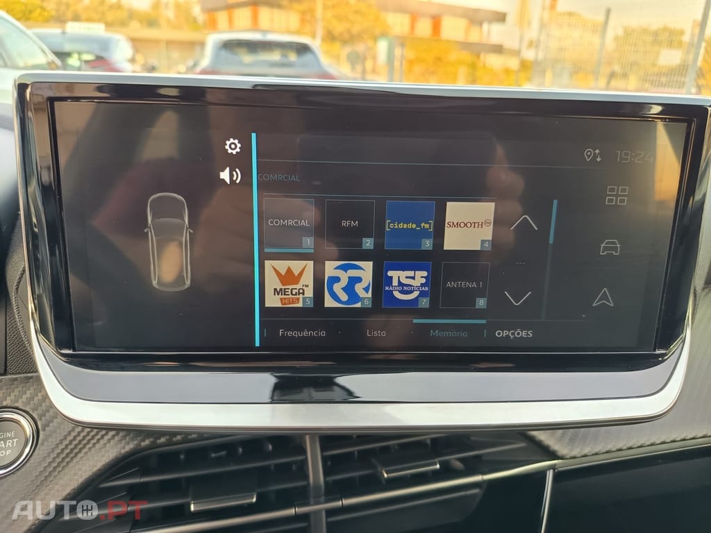 Peugeot E-2008 54 kWh Style