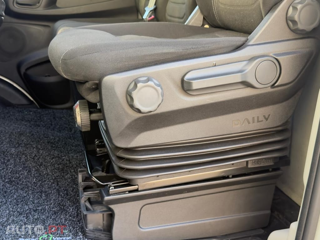 Iveco Daily CONGELAÇÃO+PLATAFORMA