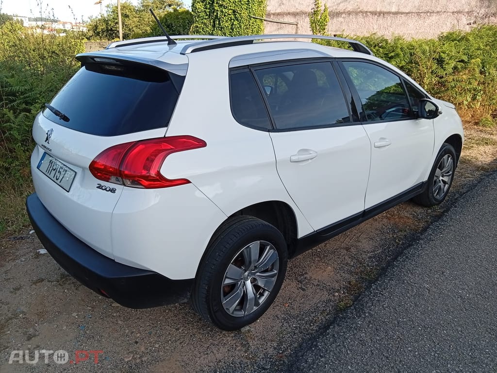 Peugeot 2008 HDi active sport
