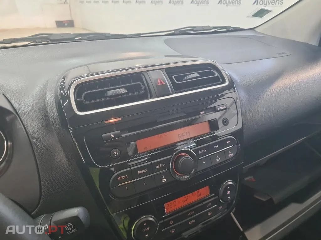 Mitsubishi Space Star 1.2 Intense CVT