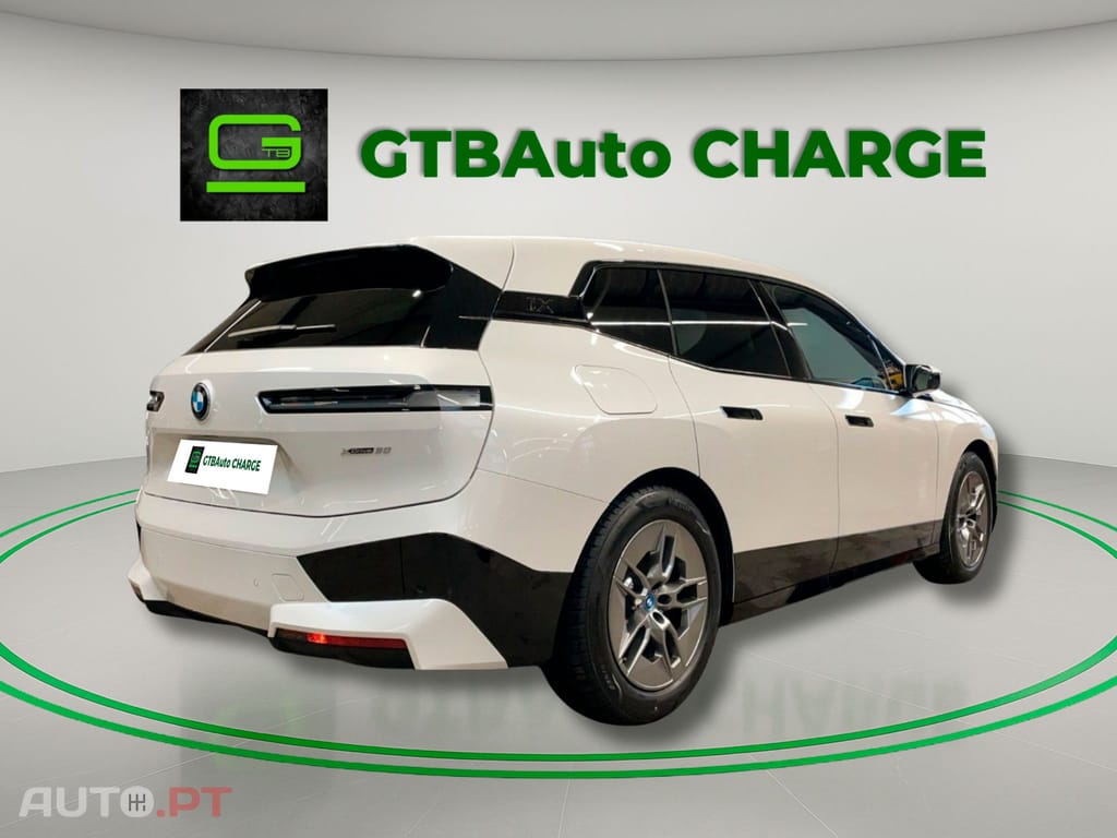 BMW iX I.V.A DEDUTIVEL 50 xDrive Sport 