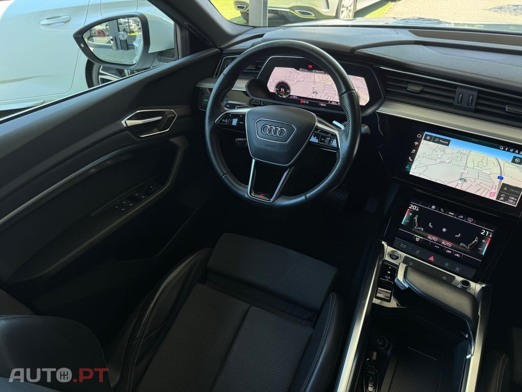 Audi E-Tron 55 quattro S line
