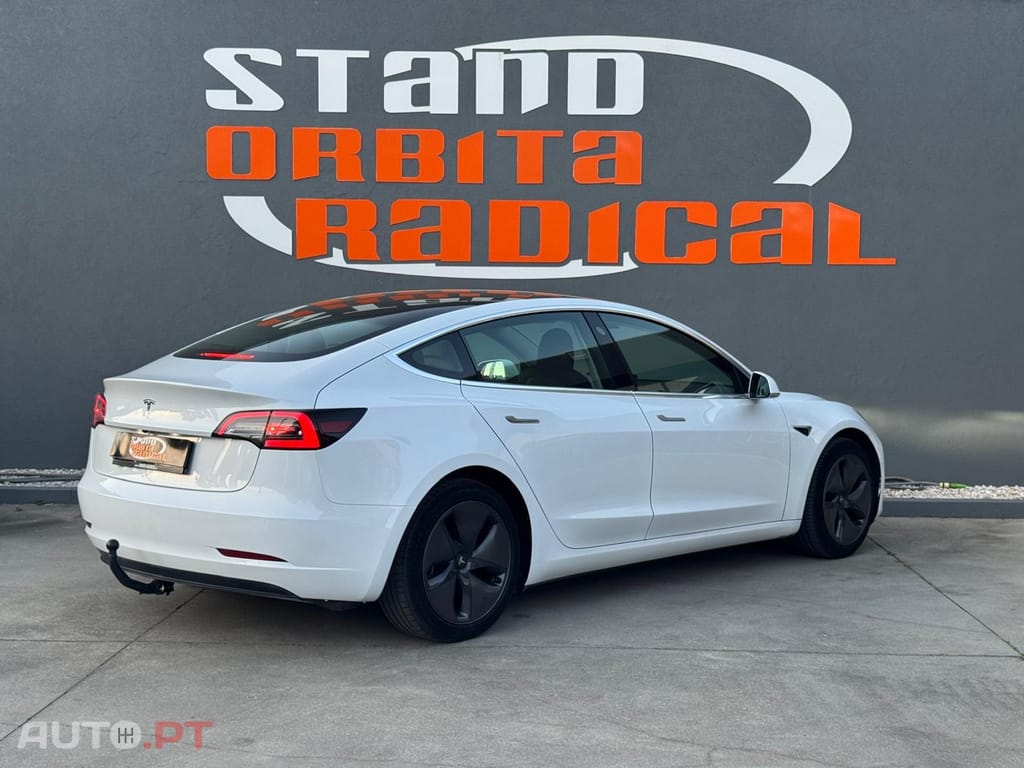 Tesla Model 3 Tração Traseira