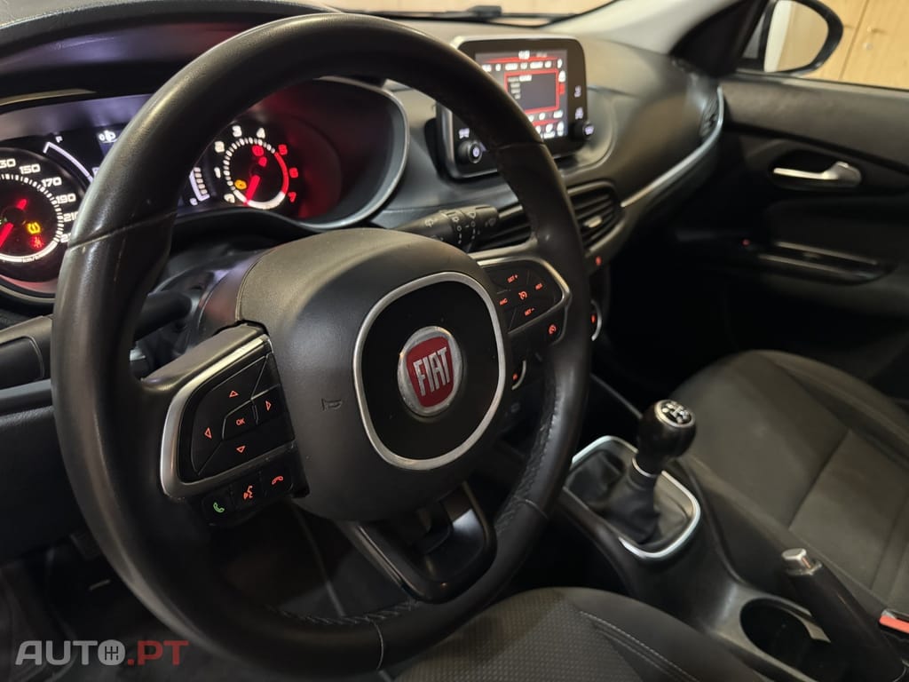 Fiat Tipo 1.3 M-Jet Lounge