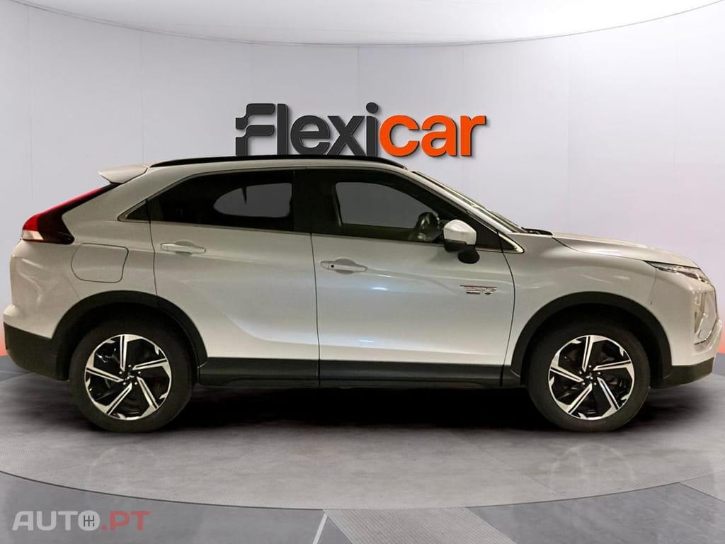 Mitsubishi Eclipse Cross PHEV MOTION AT1