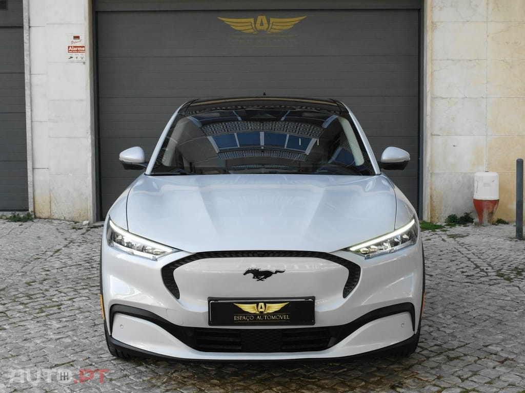 Ford Mustang Mach-E 98.7 kWh Premium