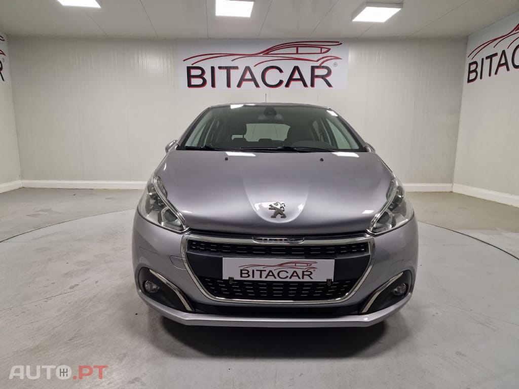 Peugeot 208 1.5 BLUEHDI 102CV SIGNATURE GPS CAMARA TRASEIRA